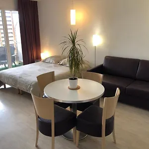 100 M Gare - 4 Places Avec Balcon 10mn Sanctuaire , Lourdes Francia